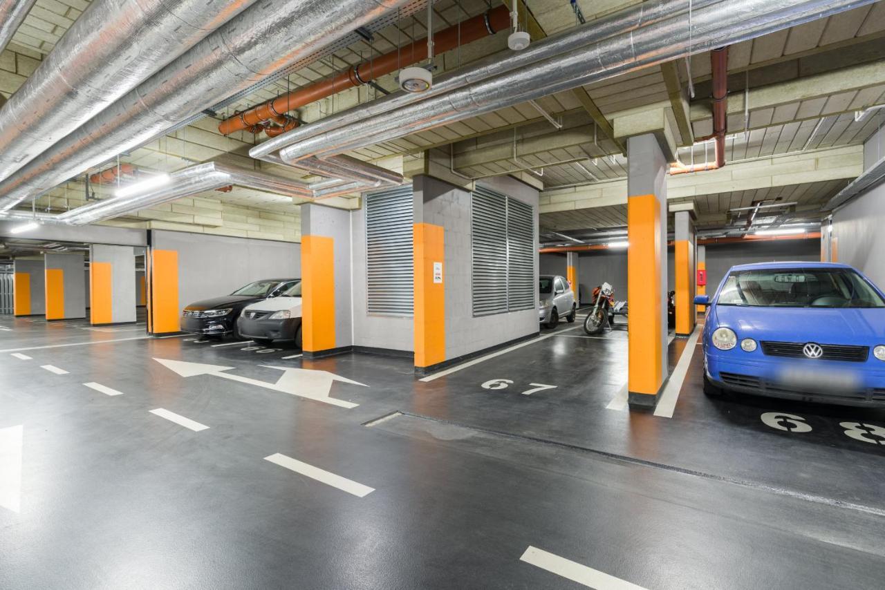 Esencja Apartments With Free Parking Garbary 104 By Noclegi Renters Poznań Esterno foto
