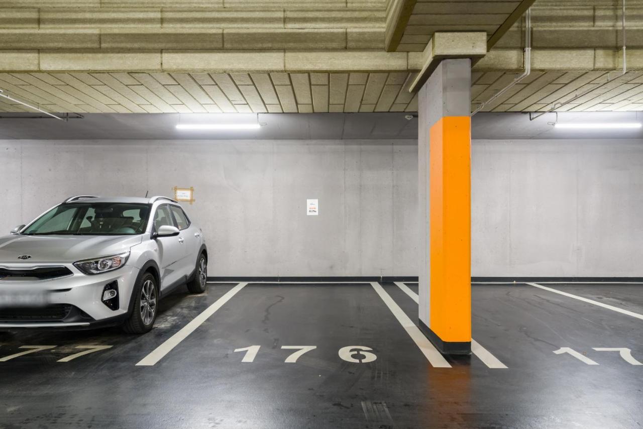 Esencja Apartments With Free Parking Garbary 104 By Noclegi Renters Poznań Esterno foto