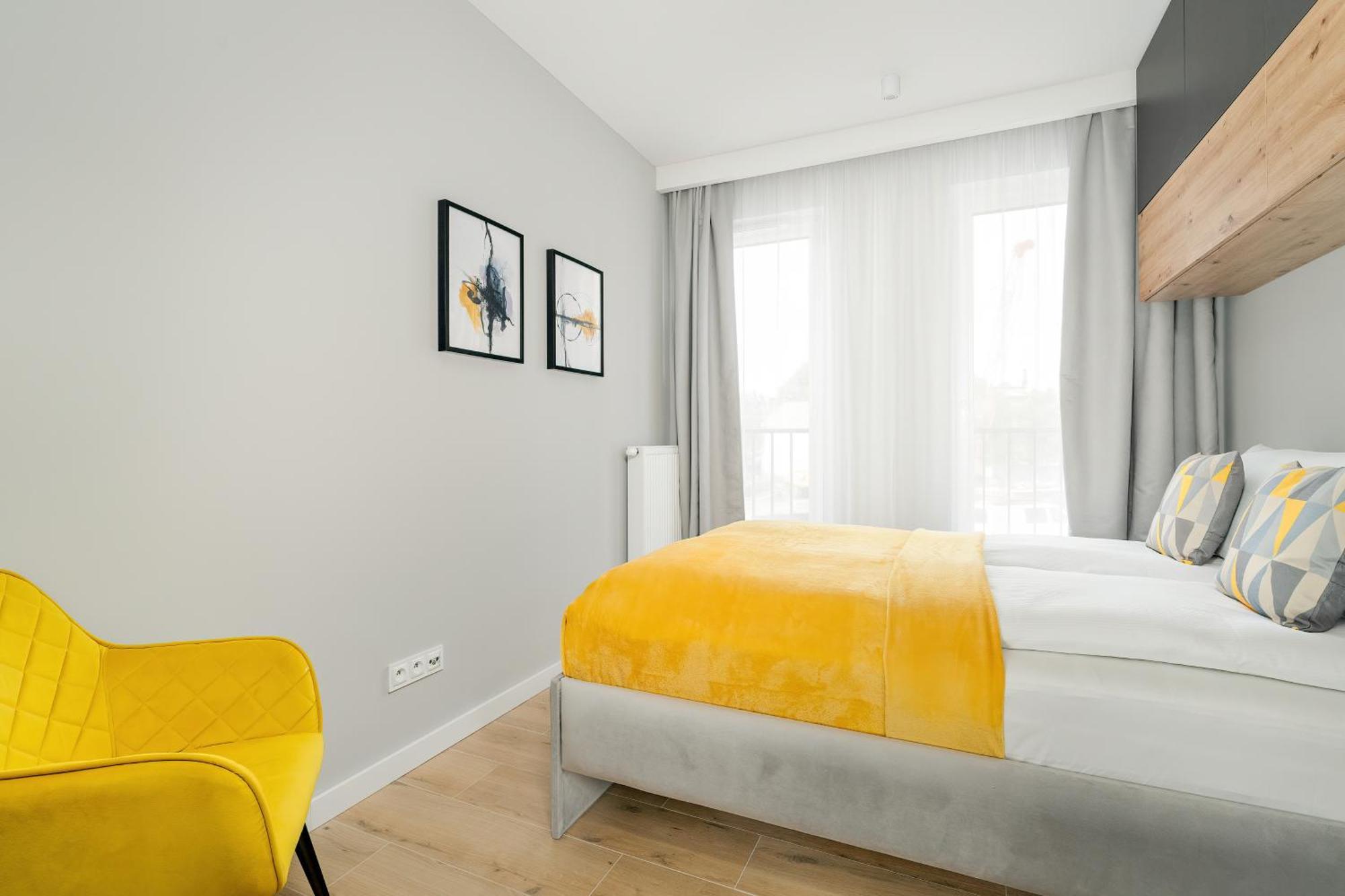 Esencja Apartments With Free Parking Garbary 104 By Noclegi Renters Poznań Esterno foto